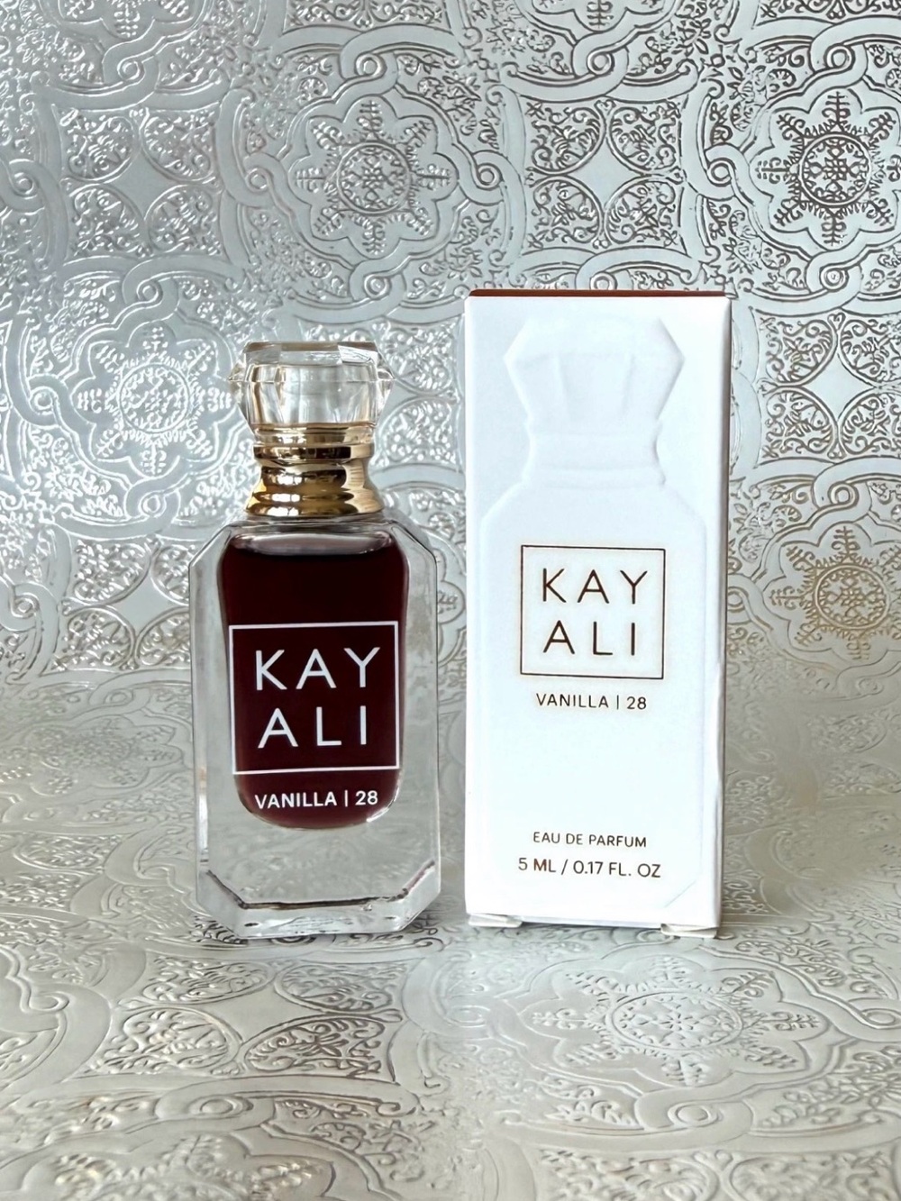 KAYALI VANILLA 28 MINIATURE TRAVEL SIZE SPLASH EDP 5 ML/0.17 FL.OZ. NIB